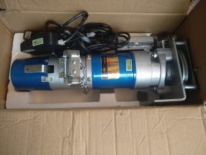 Motor kéo bạt xếp