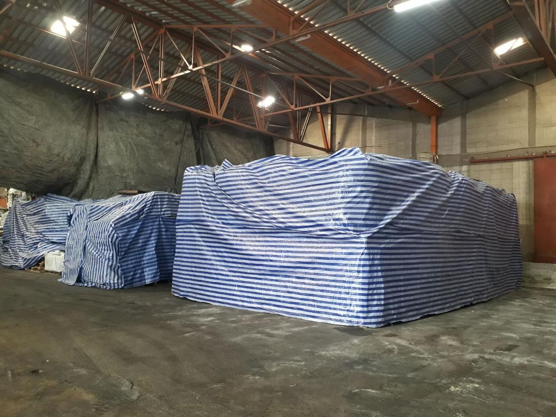 Bạt sọc xanh trắng che phủ ngoài trời Bạt sọc xanh trắng che phủ ngoài trời